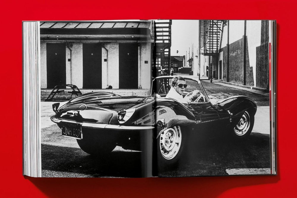 
                      
                        TASCHEN Ultimate Collector Cars (English)
                      
                    