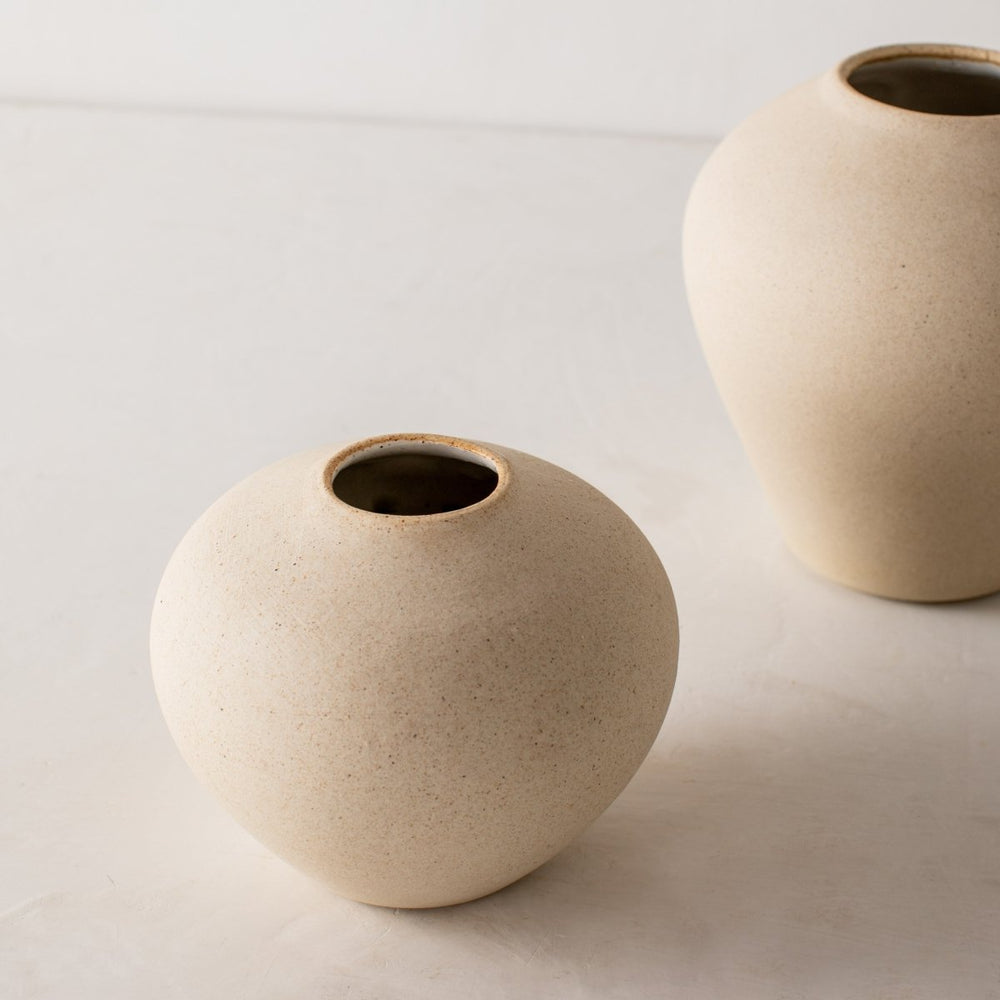 
                      
                        CONVIVIAL Verdure Vase No. 2 | Raw Stoneware - lily & onyx
                      
                    