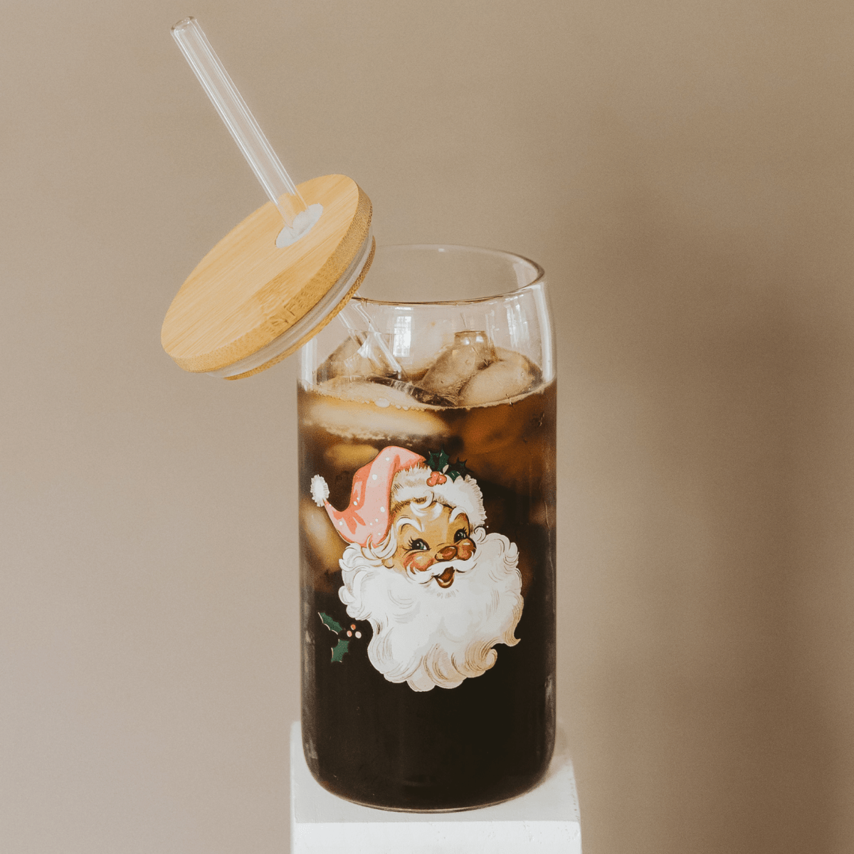Sweet Water Decor Vintage Santa Can Glass, 17 oz - lily & onyx