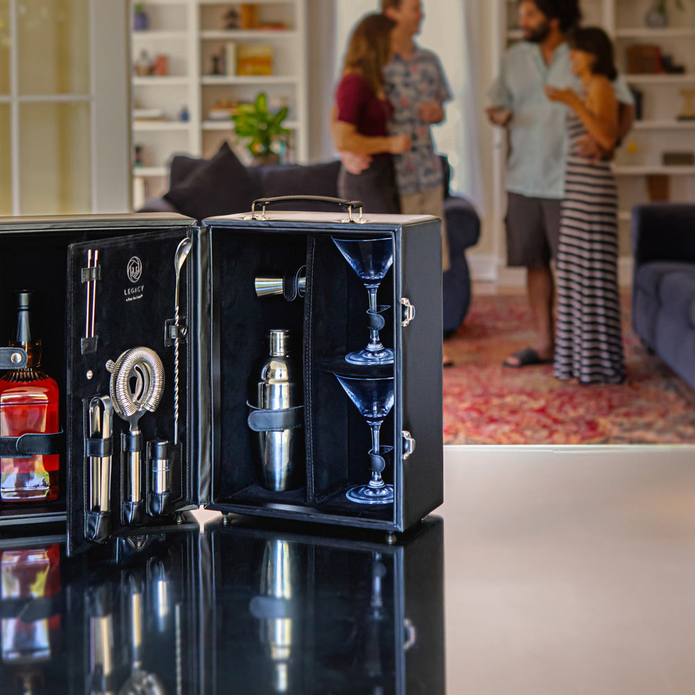 
                      
                        Manhattan Cocktail Case
                      
                    