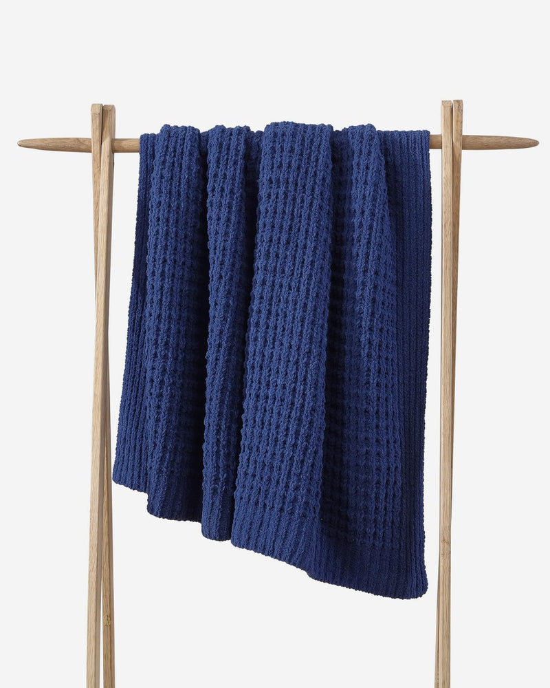 
                      
                        Sunday Citizen Waffle Lightweight Throw - lily & onyx
                      
                    