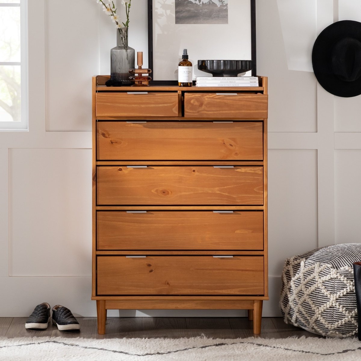 Lee Mid-Century Modern Wood Dresser 6-Drawer Wide Dresser / Caramel Lee Mid-Century Modern Wood Dresser 6-Drawer Wide Dresser / Caramel