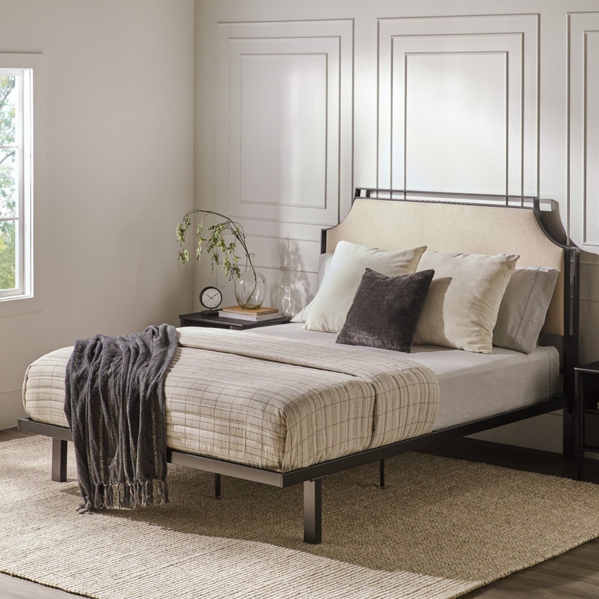 Walker Edison Mimi Upholstered Traditional Metal Queen Bed