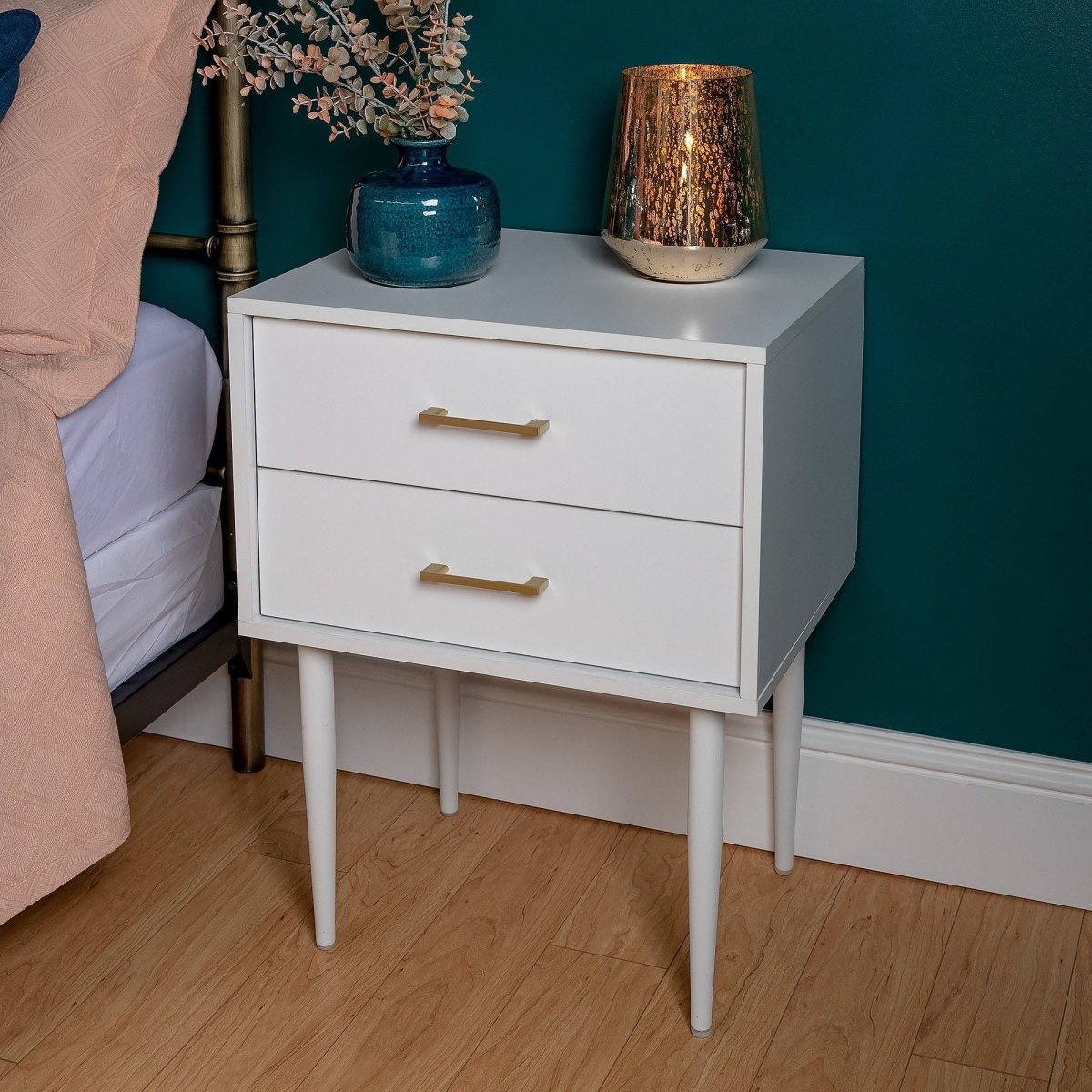Walker Edison Olivia Nightstand / Side Table