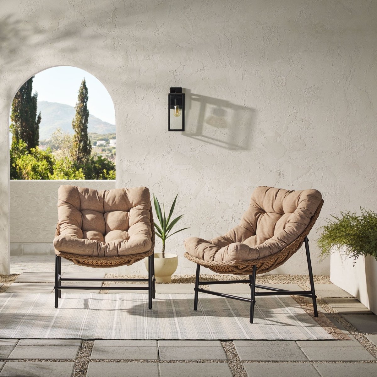 Walker Edison Papasan Outdoor Patio Scoop Chairs, Set of 2