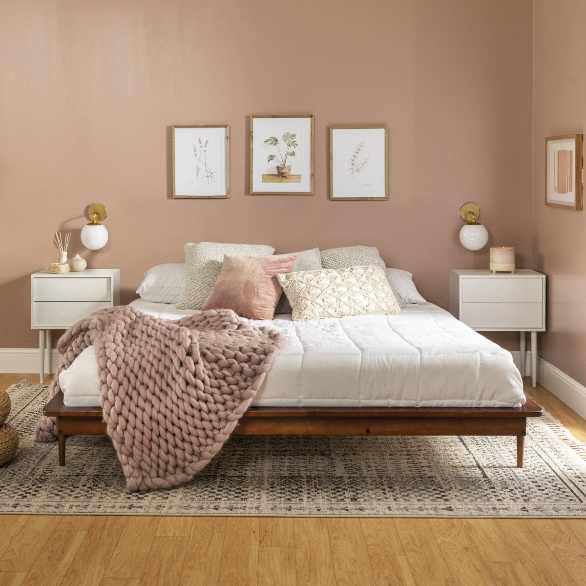 Walker Edison Spindle King Mid - Century Solid Wood Platform Bed