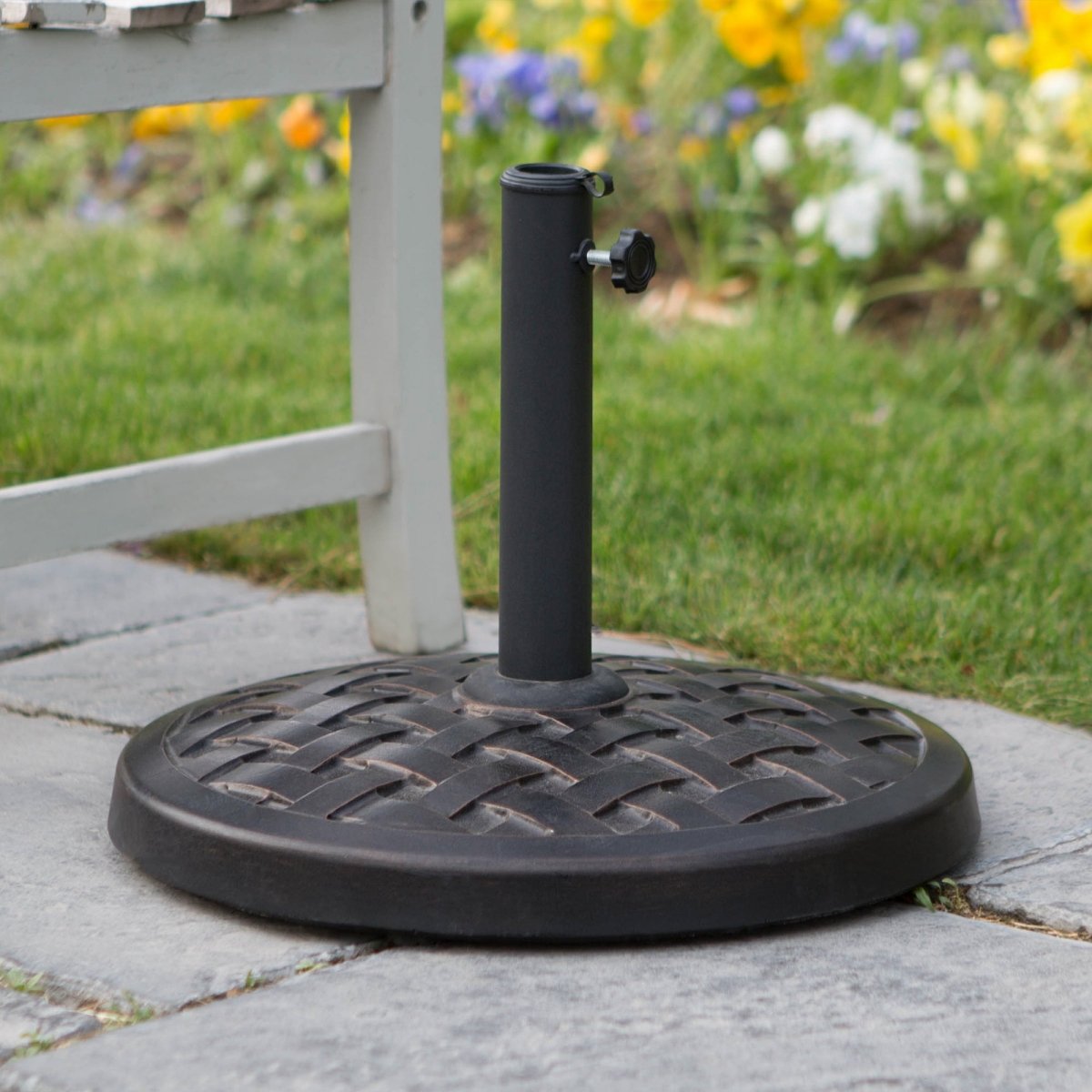 Walker Edison Walker Edison 29lb Polyresin Umbrella Base - Round Woven Design