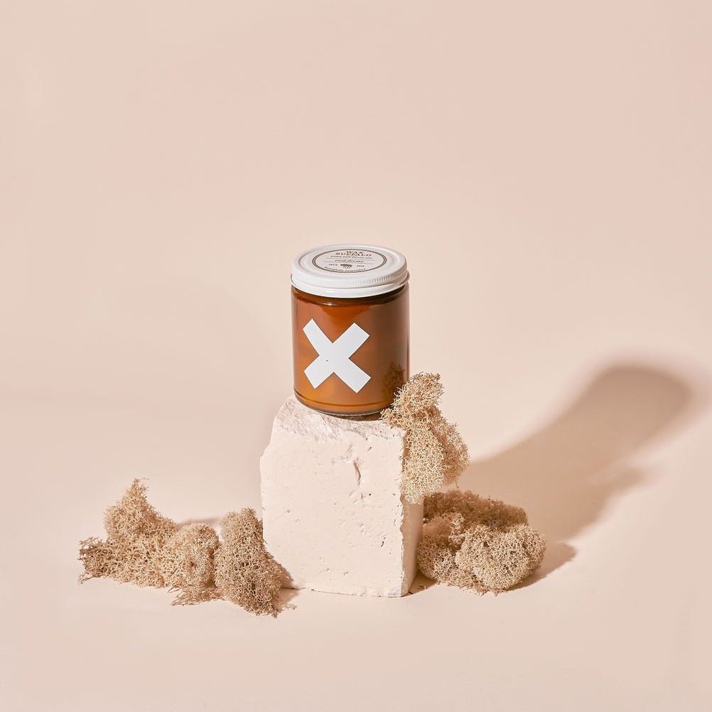 Wax Buffalo Red Ferne Amber Soy Candle - Dark Amber Oak Moss Vetiver