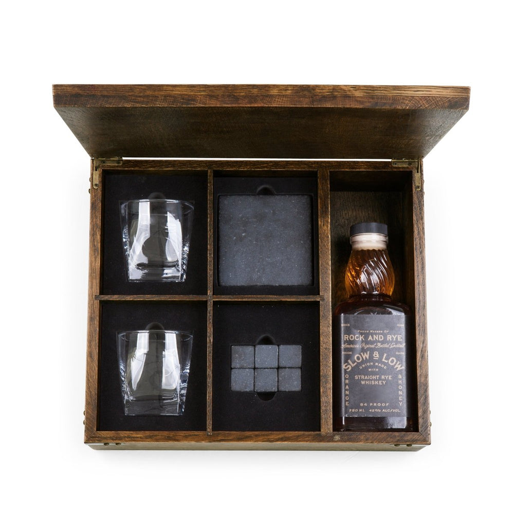 
                      
                        Picnic Time Family of Brands Whiskey Box Gift Set - lily & onyx
                      
                    
