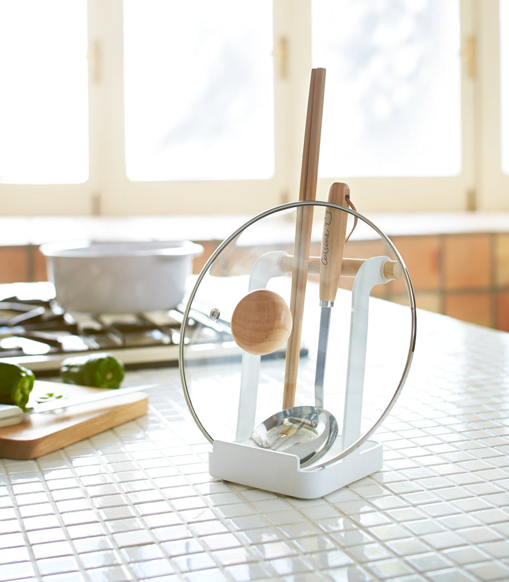Lid & Ladle Steel & Wood Stand