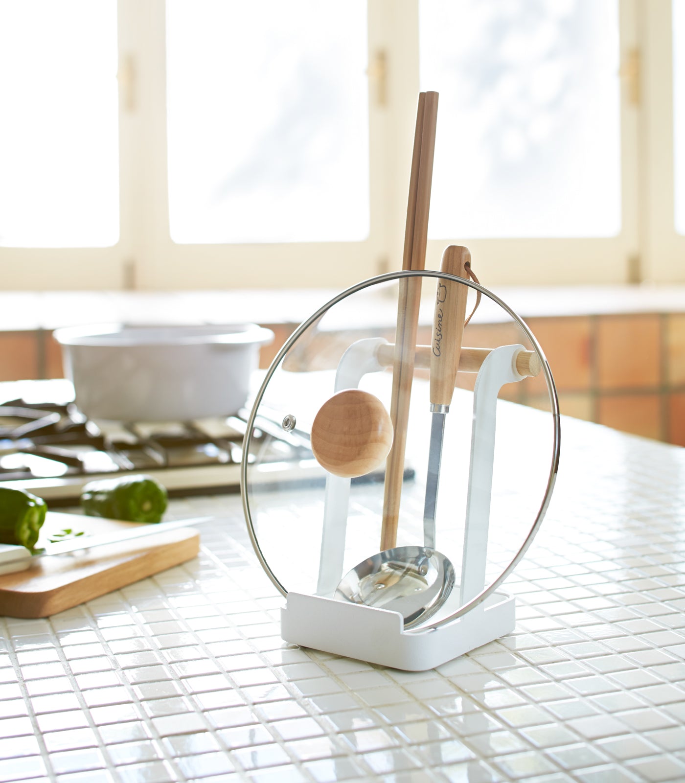 Lid & Ladle Steel & Wood Stand