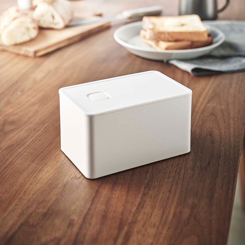 Vacuum-Sealing Butter Dish