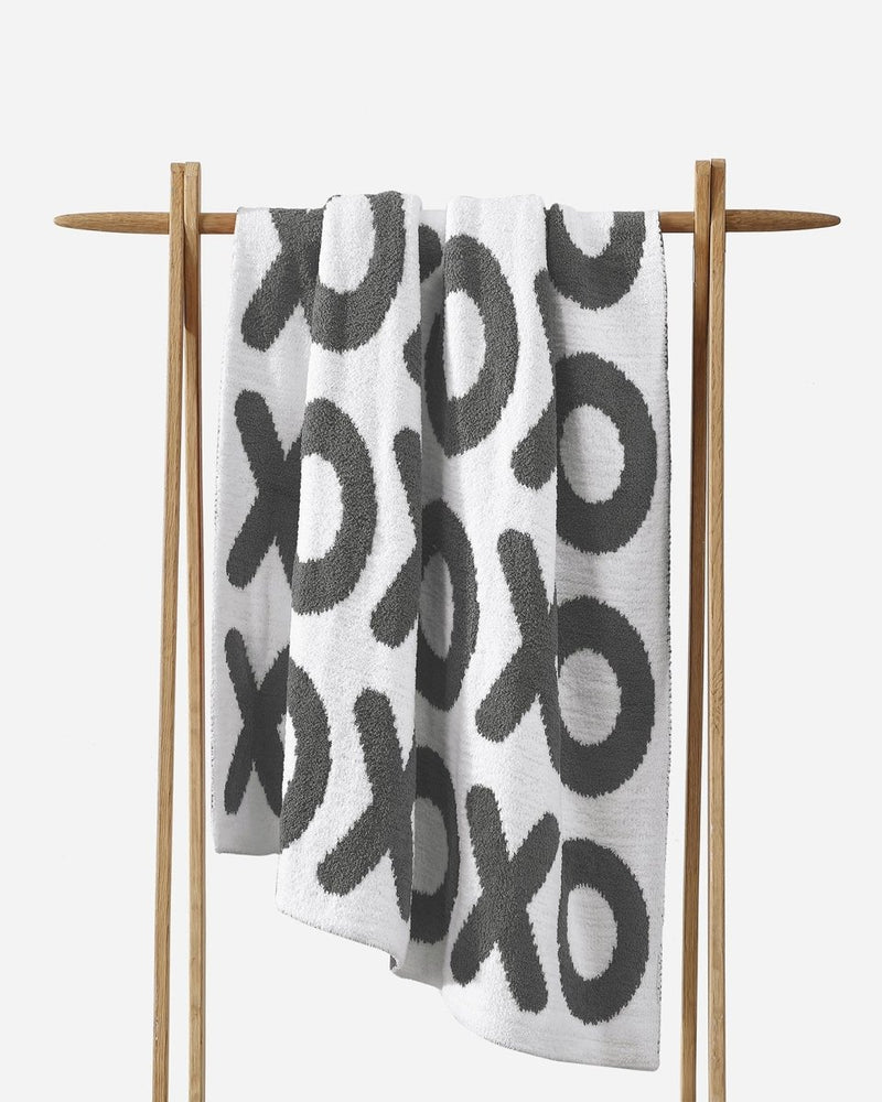
                      
                        Sunday Citizen XOXO Throw - lily & onyx
                      
                    