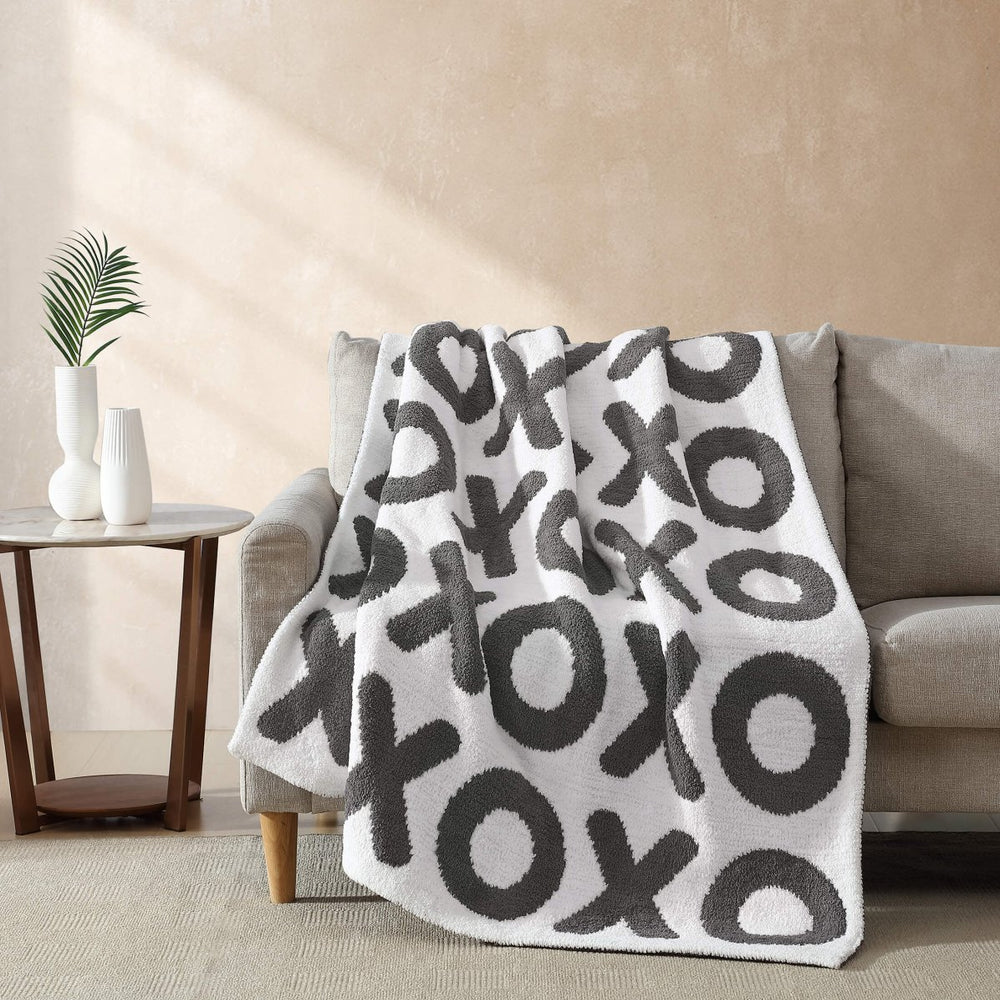 
                      
                        Sunday Citizen XOXO Throw - lily & onyx
                      
                    