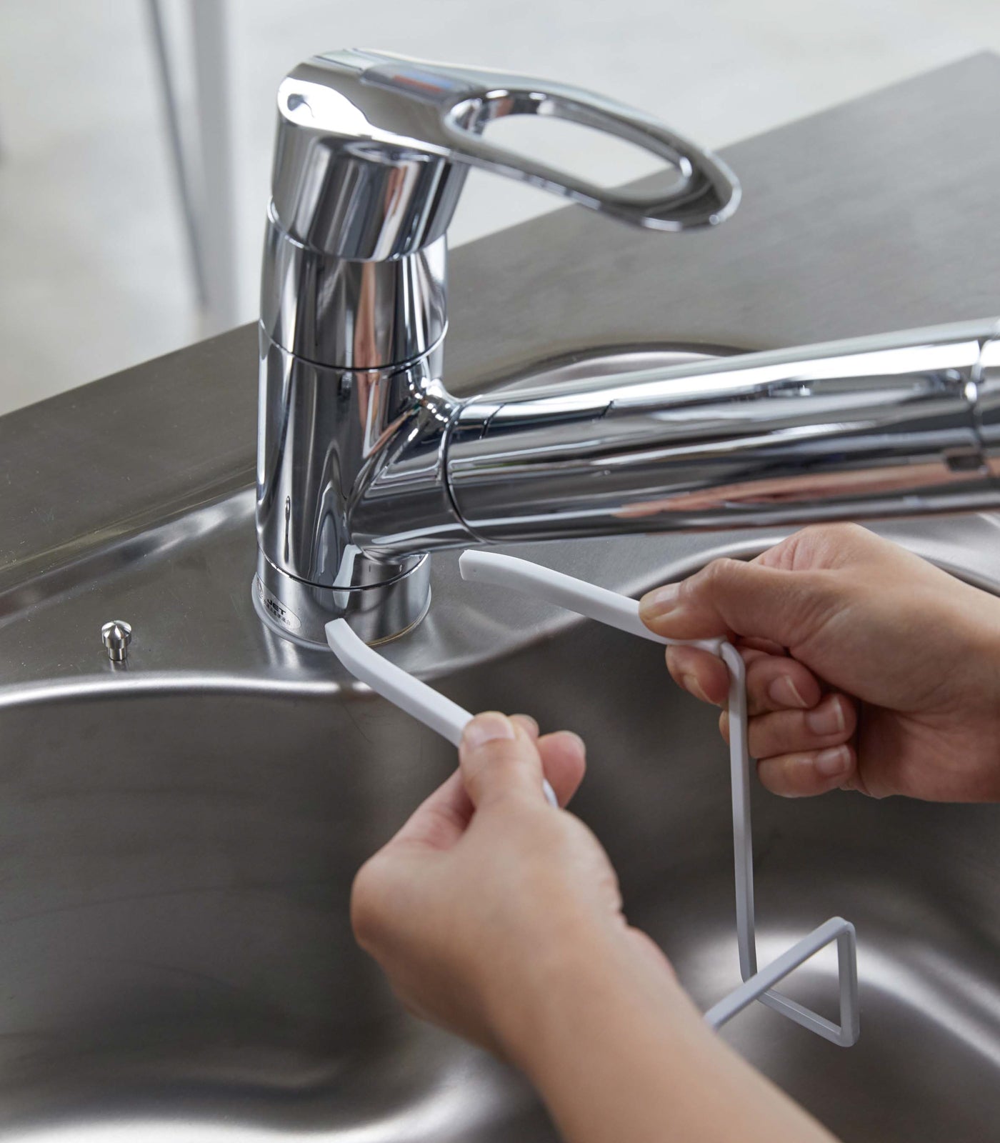 Faucet-Hanging Sponge Holder
