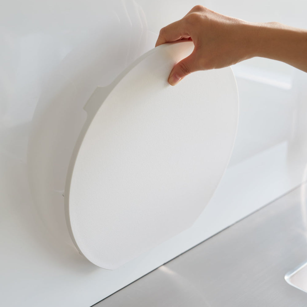 
                      
                        Round Magnetic Cutting Board
                      
                    