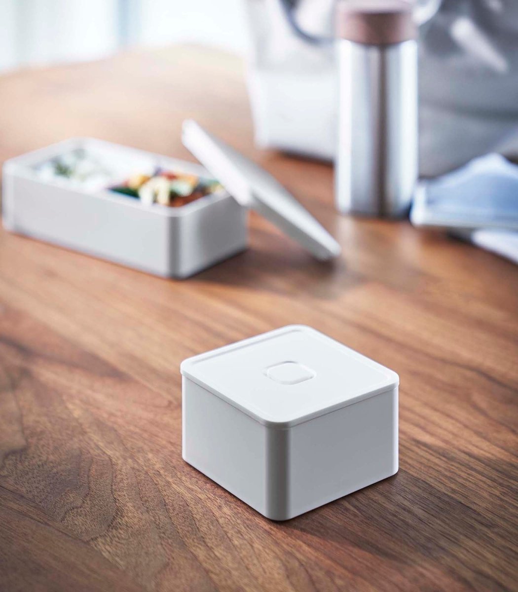 Yamazaki Home Vacuum - Sealing Food Storage Container