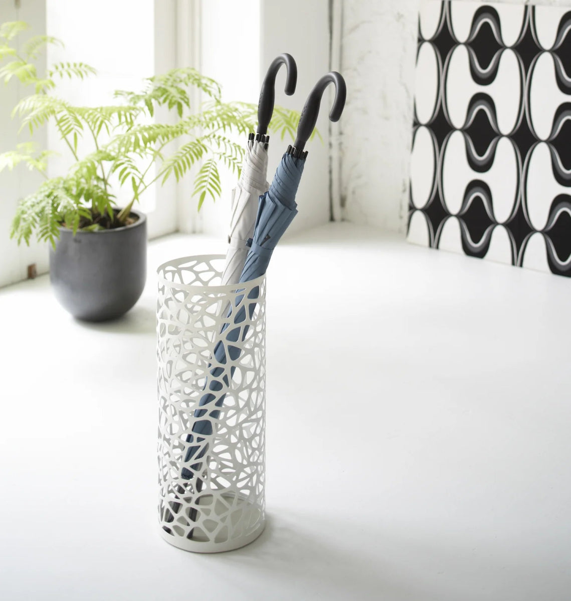 Yamazaki Home Web Pattern Round Umbrella Stand