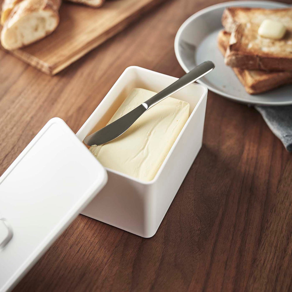 
                      
                        Vacuum-Sealing Butter Dish
                      
                    