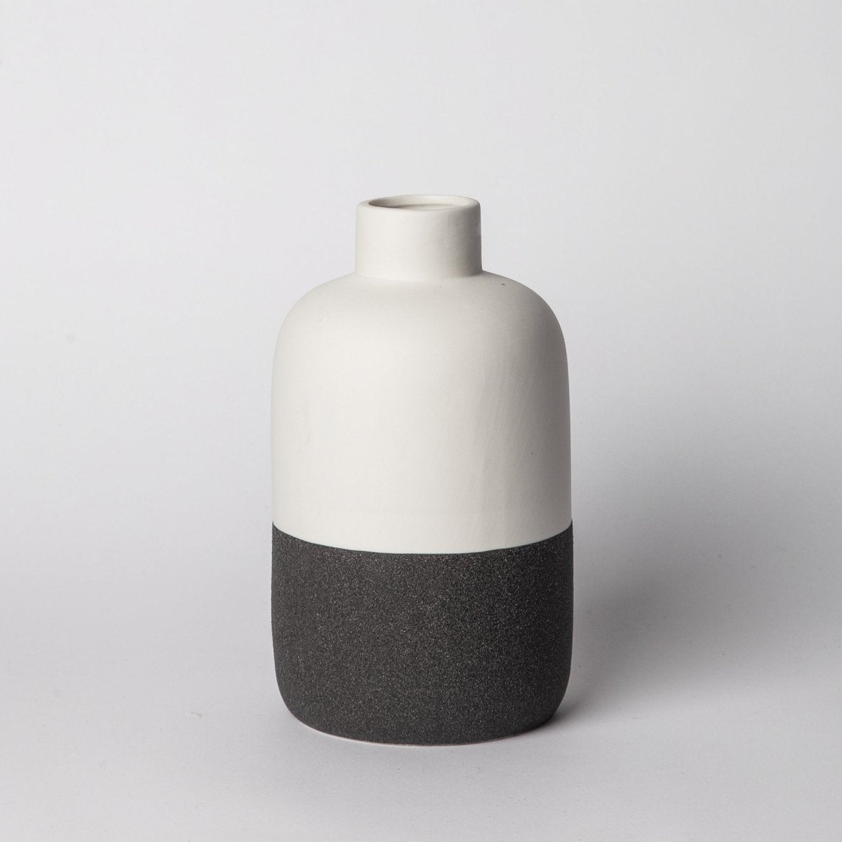 Porto Boutique 214 - Ceramic Vase - lily & onyx