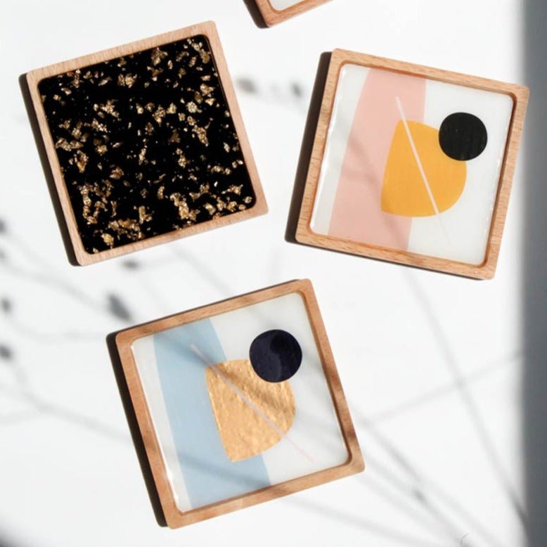 
                      
                        esselleSF Abstract Design Resin & Wood Inlay Coaster, Set of 4 - lily & onyx
                      
                    