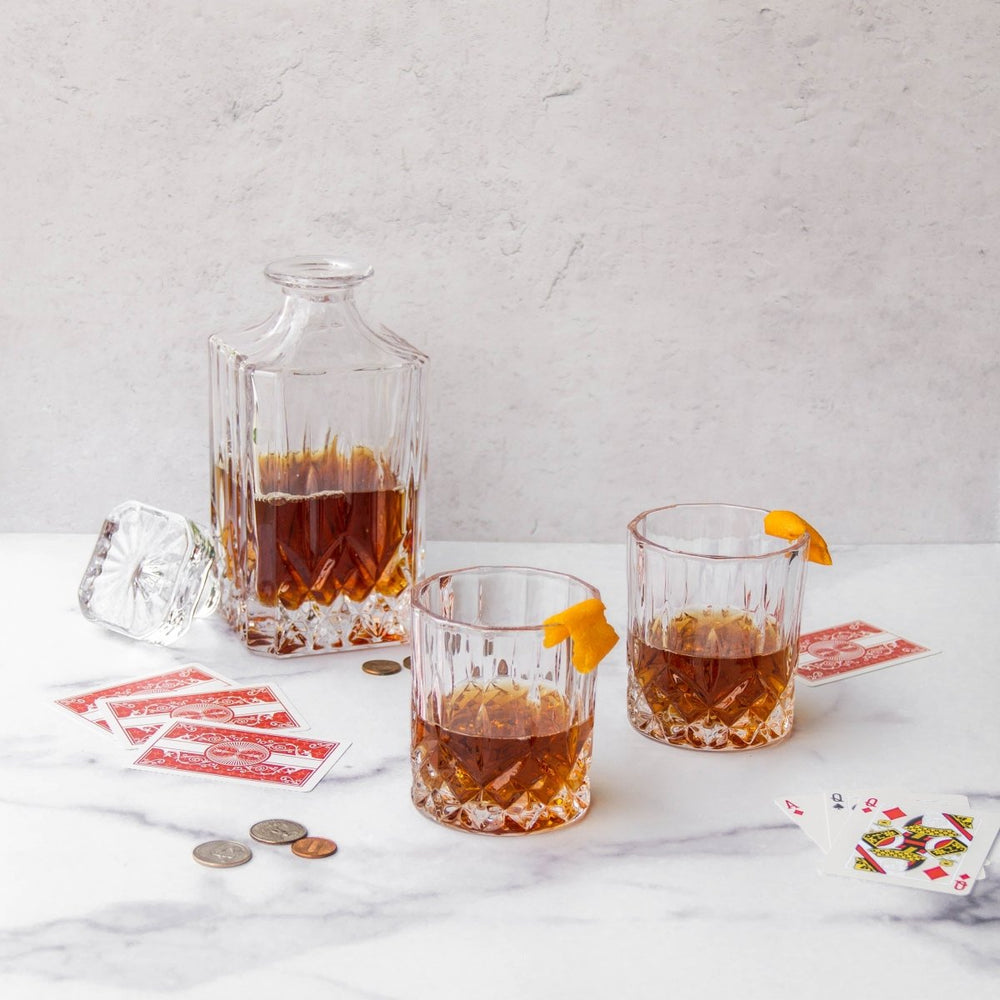 
                      
                        Viski Admiral™ 3 Piece Decanter & Tumbler Set - lily & onyx
                      
                    