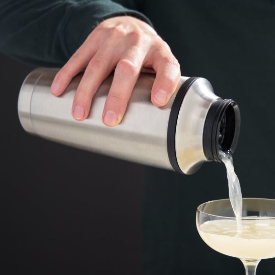 
                      
                        Viski Alchemi Vacuum Insulated Stainless Steel 18 Oz Cocktail Shaker - lily & onyx
                      
                    