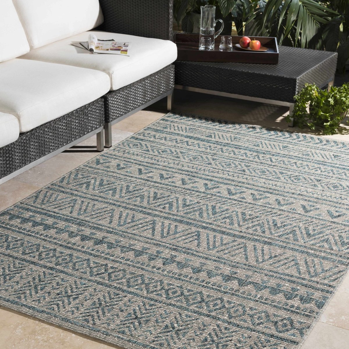 Hauteloom Ambridge Area Rug - lily & onyx