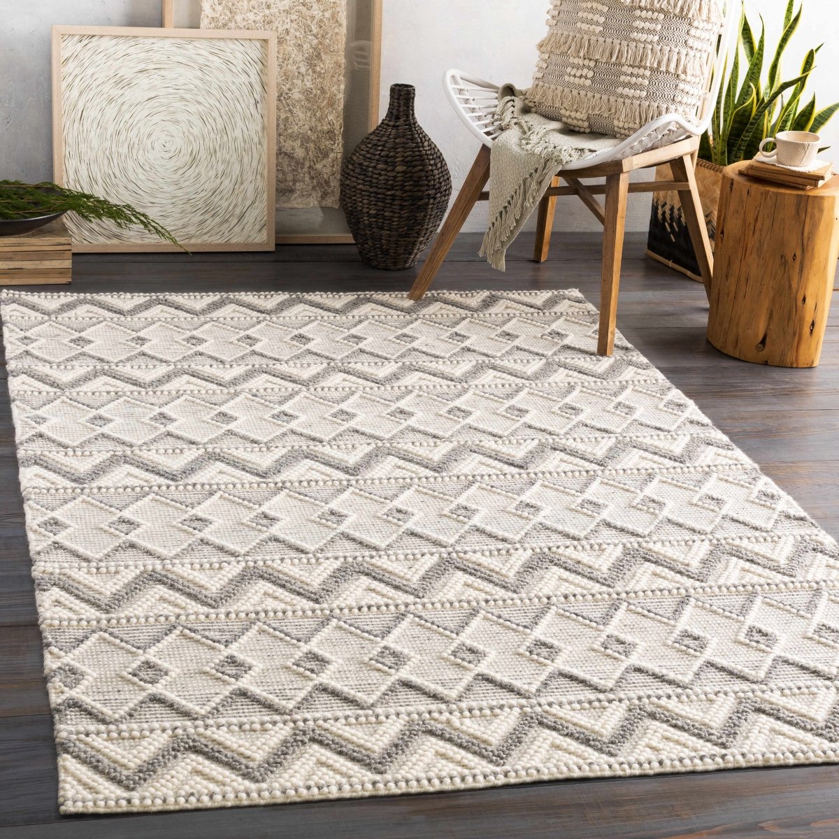 Hauteloom Antigo Wool Area Rug - lily & onyx