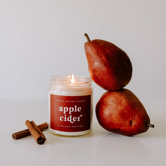 Load image into Gallery viewer, Sweet Water Decor Apple Cider Soy Candle - Clear Jar - 9 oz - lily &amp;amp; onyx
