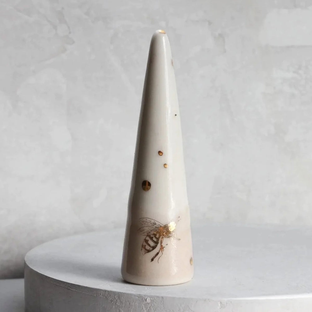 Apricity Ceramics Apricity Ceramics Drops of Honey Bee Ring Cone - lily & onyx