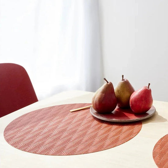 Chilewich Arrow Round Placemat - lily & onyx