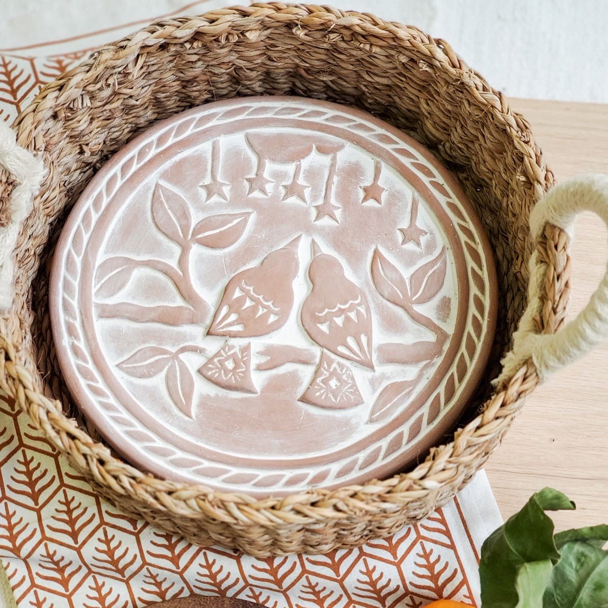 KORISSA Bread Warmer & Basket Gift Set with Tea Towel - Lovebird Round - lily & onyx