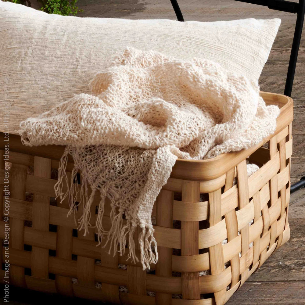 texxture Capri ™ Throw, 70