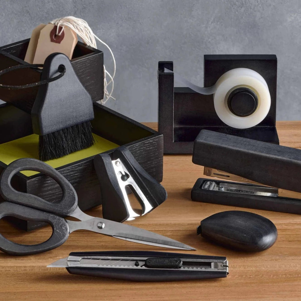 
                      
                        texxture Cokala™ Scissors - lily & onyx
                      
                    
