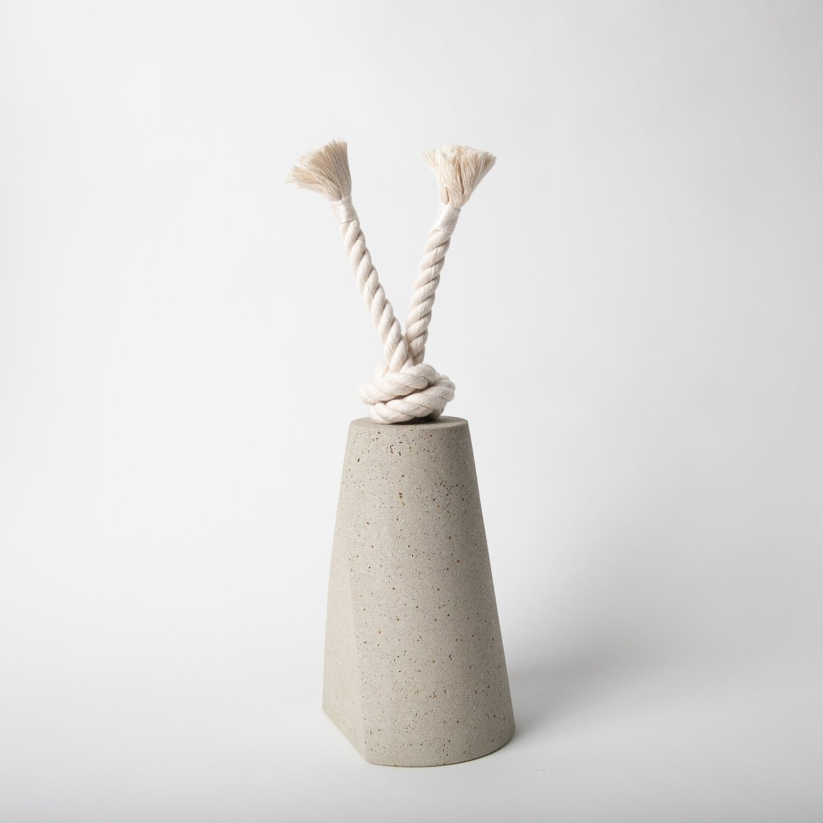 Pretti.Cool Concrete Door Stop with Cotton Rope - lily & onyx