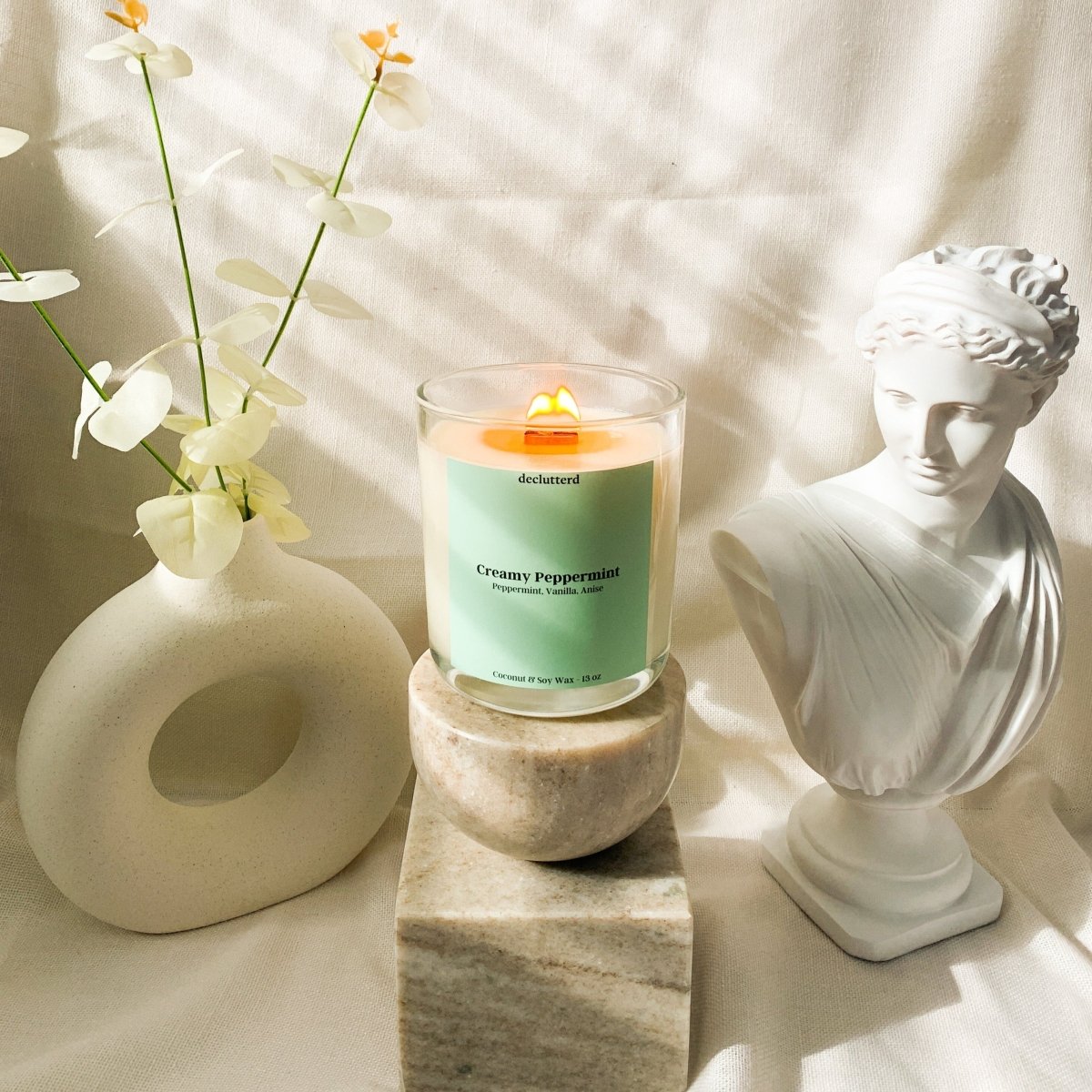 declutterd Creamy Peppermint Wood Wick Candle - lily & onyx