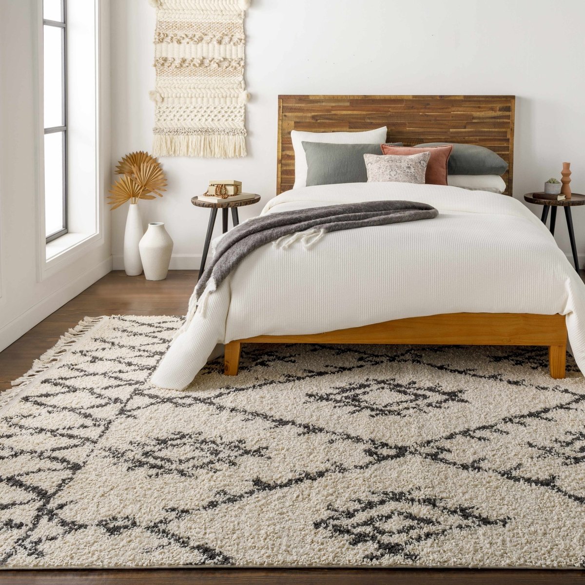 Hauteloom Emlenton Area Rug - lily & onyx