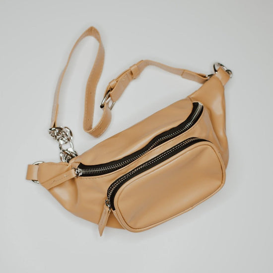 Load image into Gallery viewer, Denim &amp;amp; Daisy Faux Leather Chain Fanny Pack, Oat - lily &amp;amp; onyx
