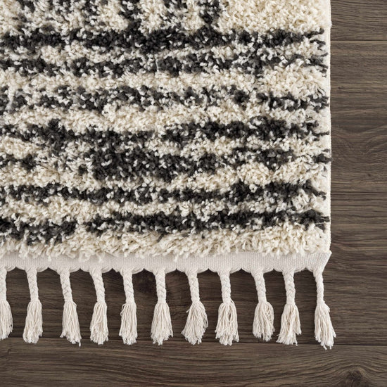 Load image into Gallery viewer, Hauteloom Fishhook Area Rug - lily &amp;amp; onyx
