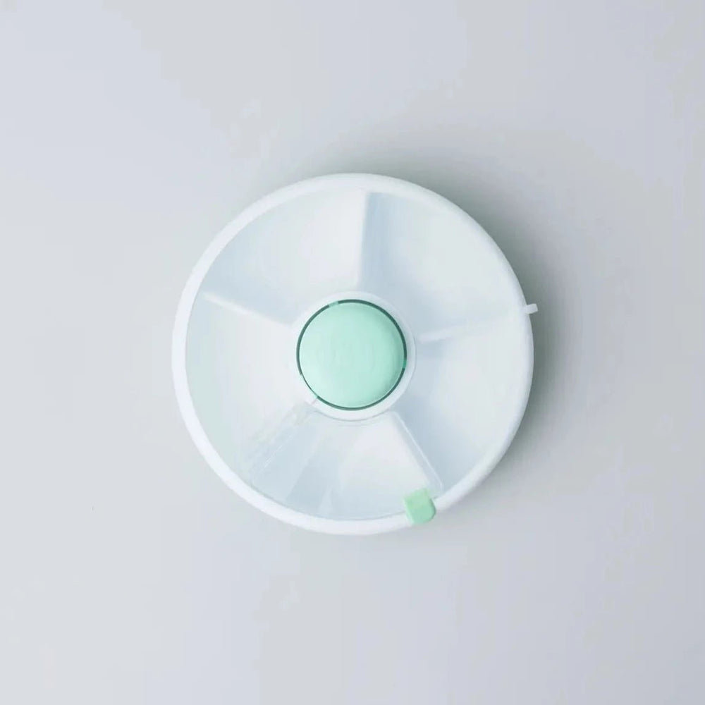 
                      
                        GöBe Kids GoBe Snack Spinner - lily & onyx
                      
                    