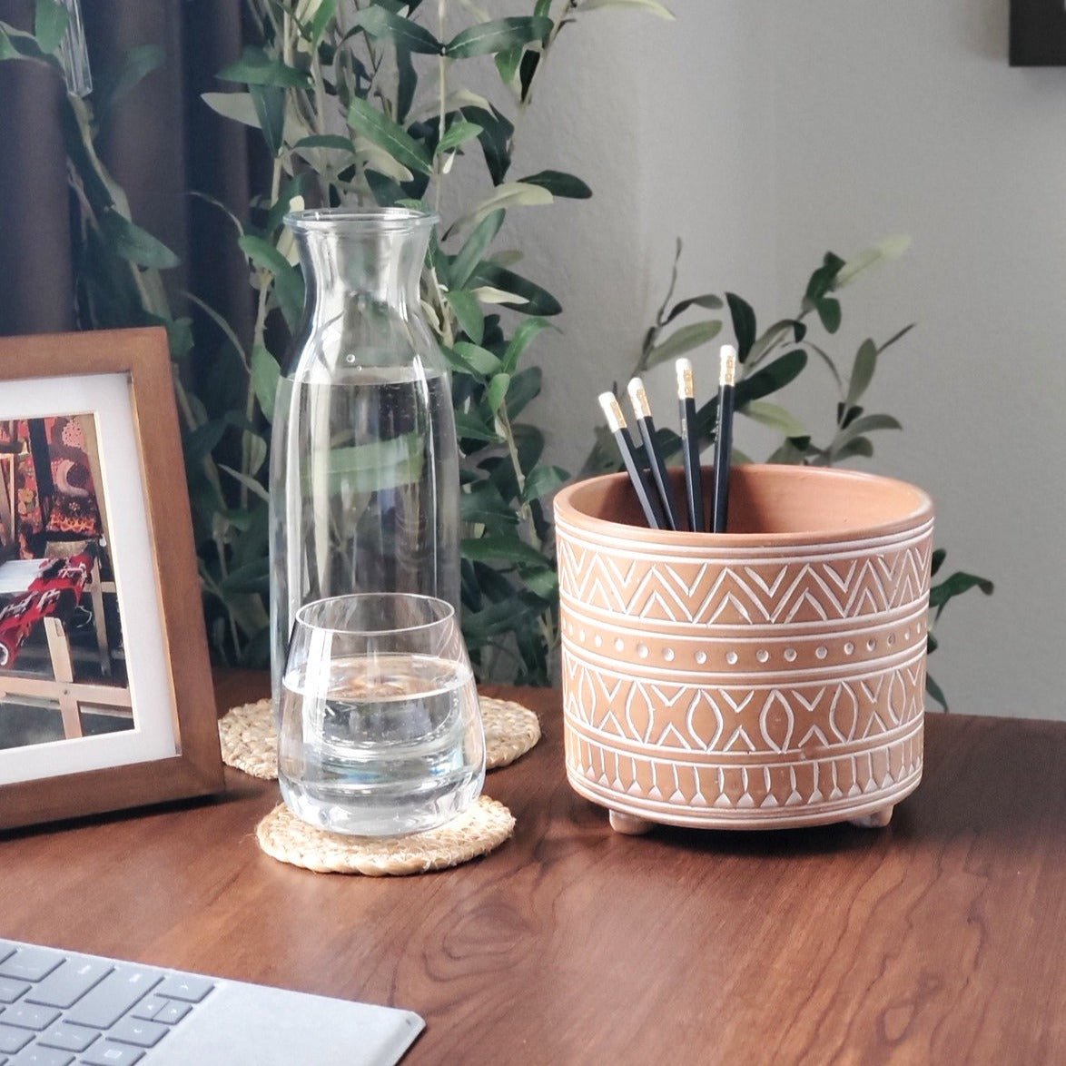 KORISSA Hand Etched Terracotta Pot - Small - lily & onyx