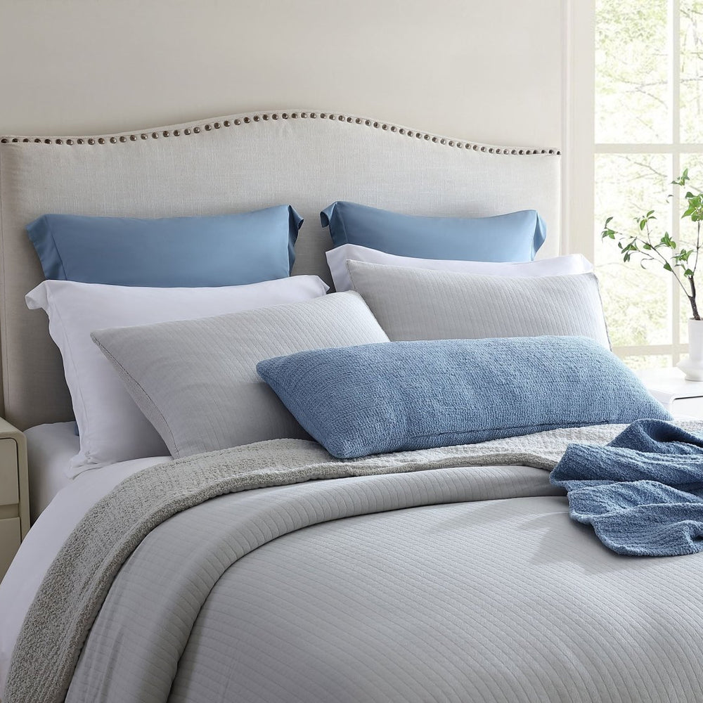 
                      
                        Sunday Citizen Herringbone Snug Coverlet - lily & onyx
                      
                    