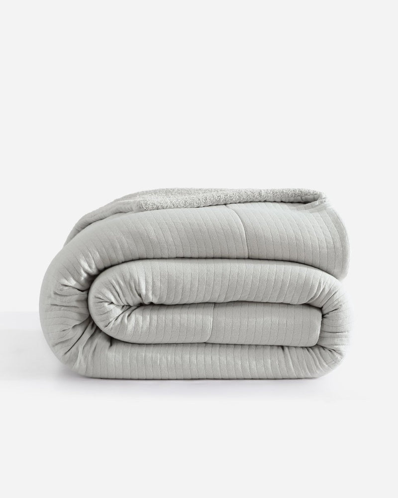 
                      
                        Sunday Citizen Herringbone Snug Coverlet - lily & onyx
                      
                    