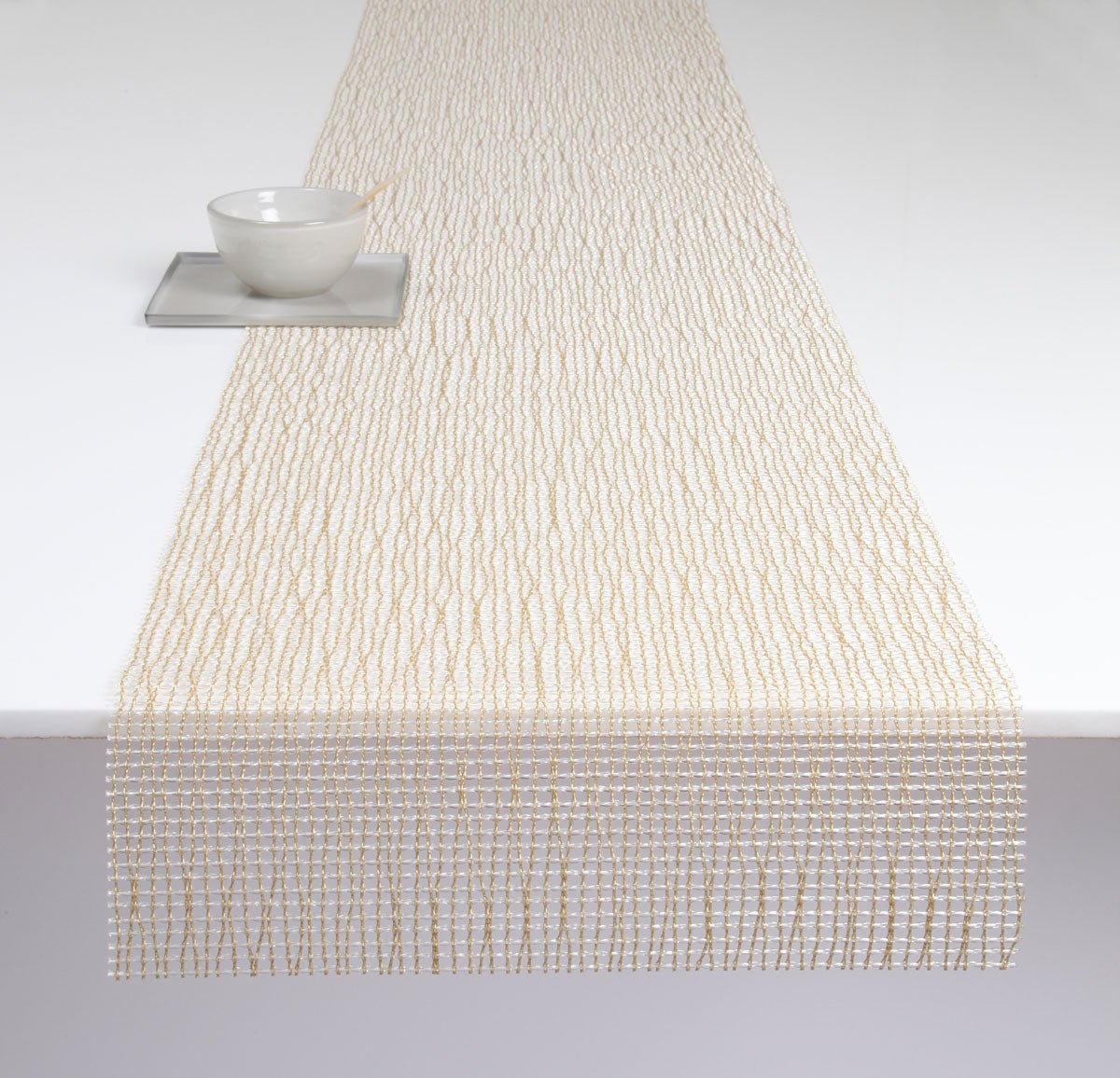 Chilewich Lattice Table Runner - lily & onyx