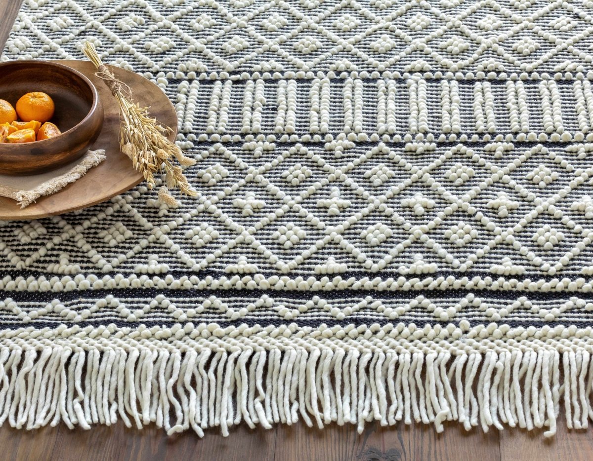 Hauteloom Leon Area Rug - lily & onyx