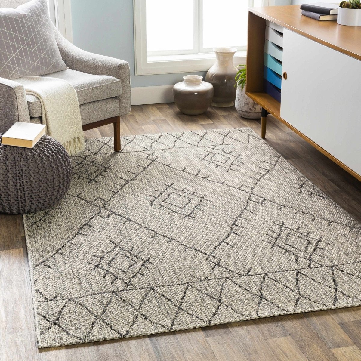 Hauteloom Marwood Outdoor Rug - lily & onyx