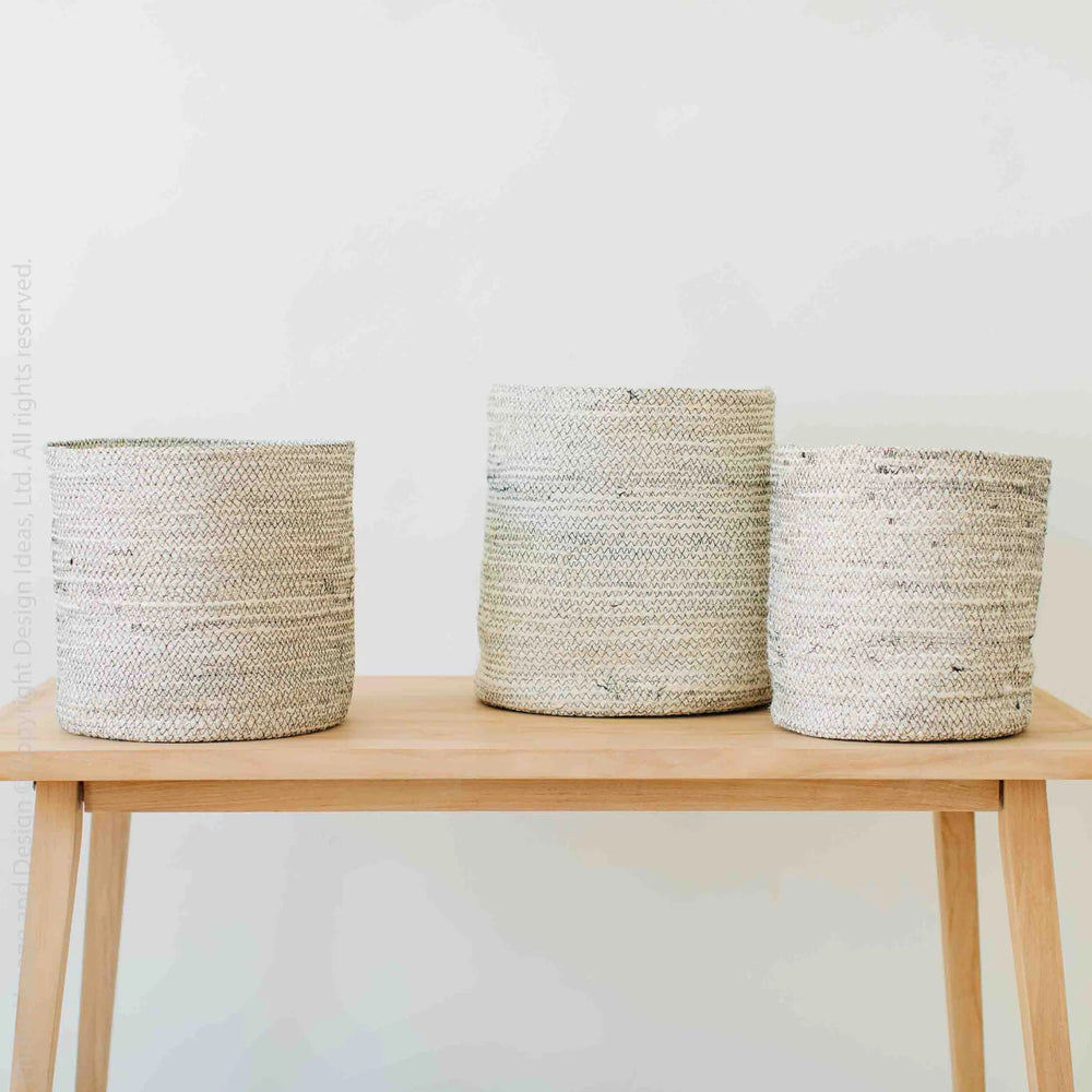 
                      
                        texxture Melia™ Woven Jute Baskets, Set of 3 - Black & White - lily & onyx
                      
                    
