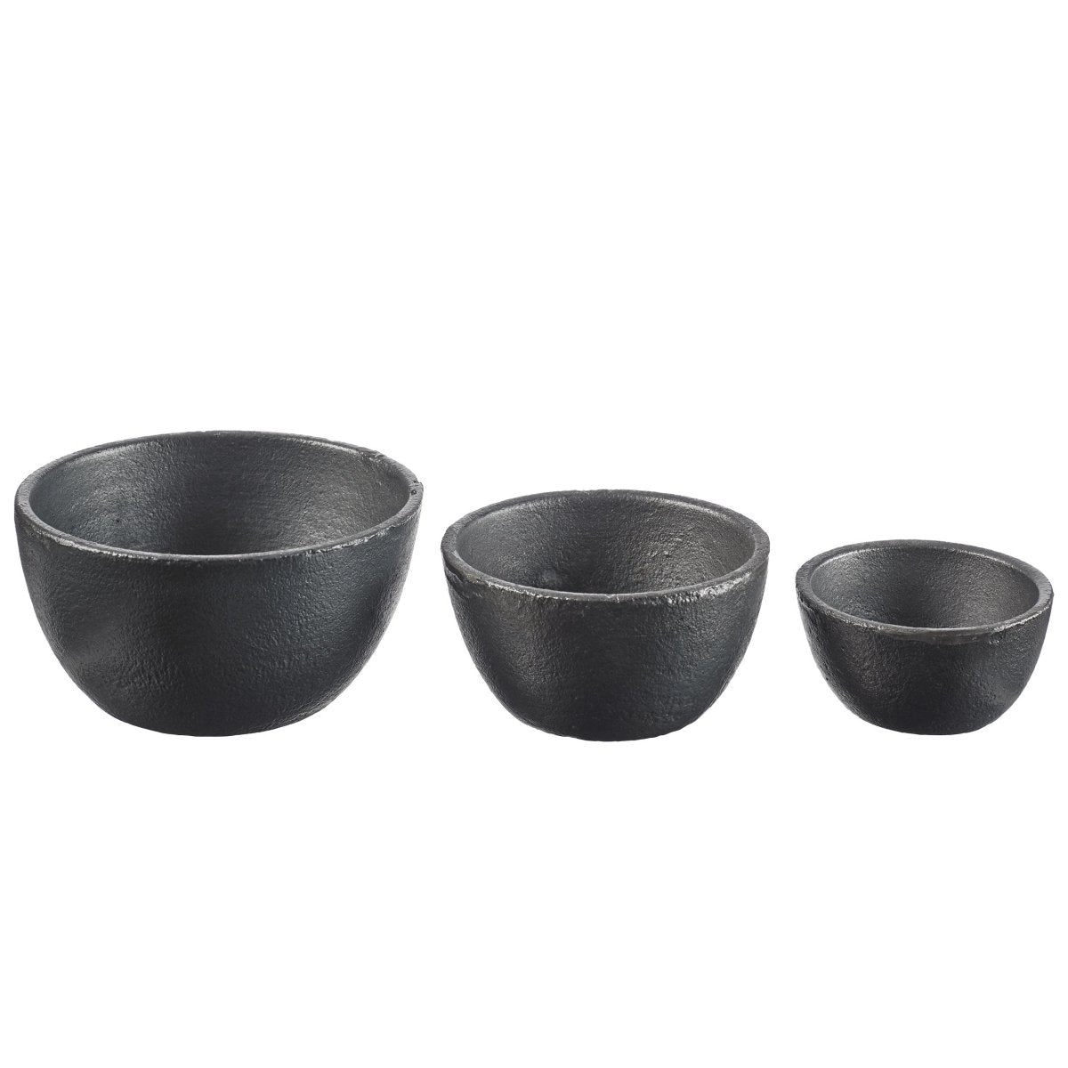 Load image into Gallery viewer, texxture Mesabi Cast Iron Bowls, Set Of 3 - lily &amp;amp; onyx
