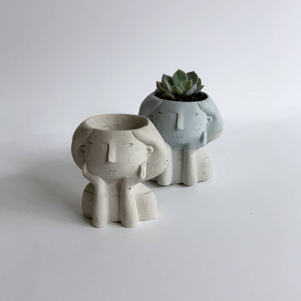 
                      
                        Uno Atelier Mia Planter, 3 Inch - lily & onyx
                      
                    